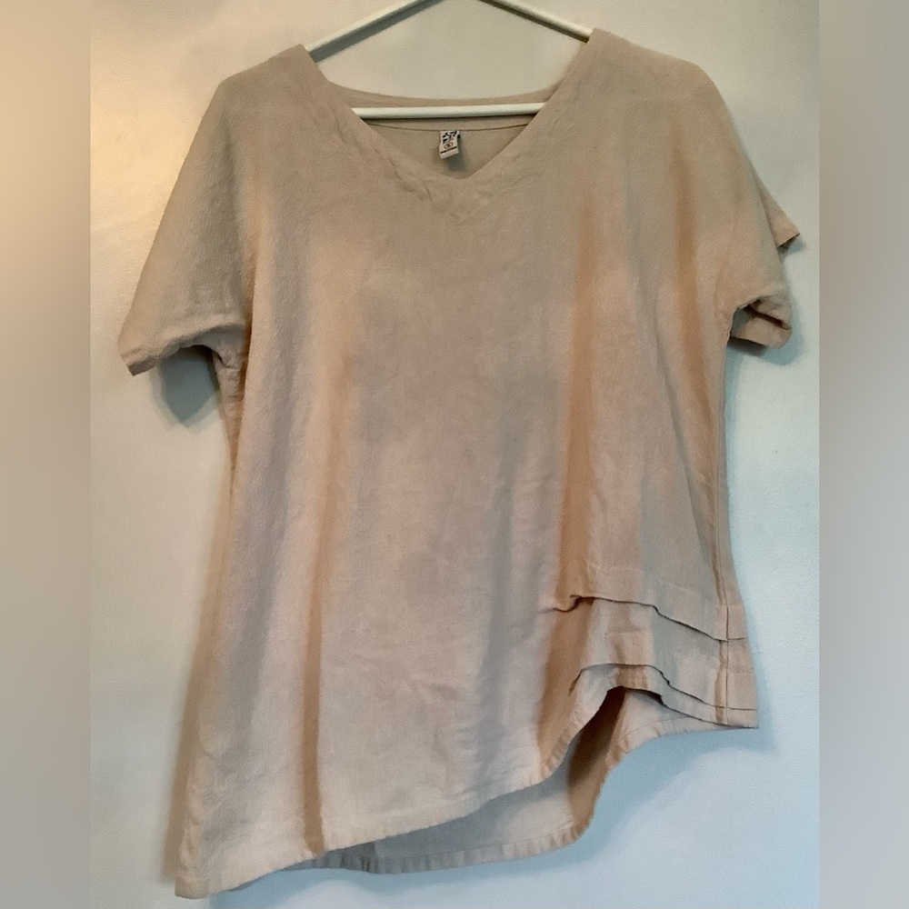 ✅60% OFF Cotton Top for Women. The dark spots are shadows.